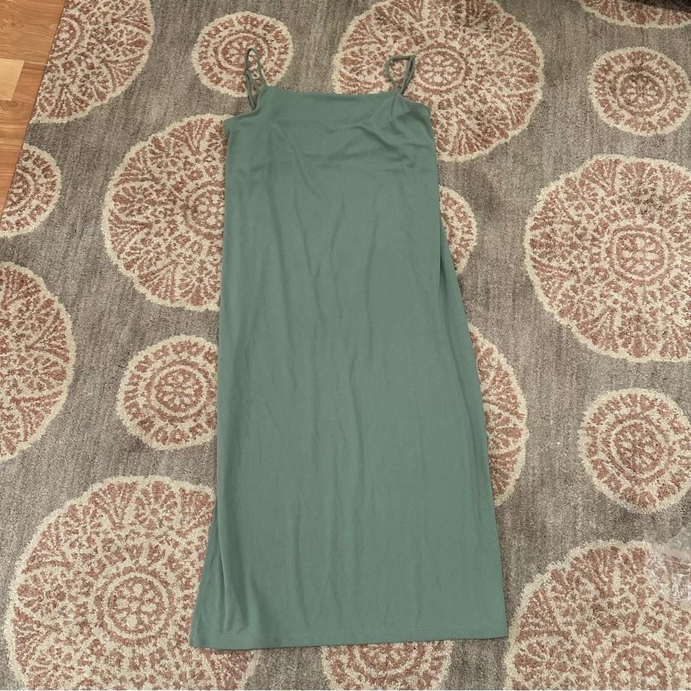 H&M Green Midi Dress, size large